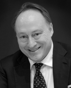 Prof Andrew Roberts