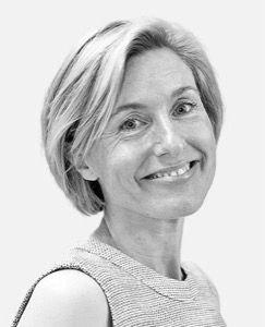Dr Joanna Williams