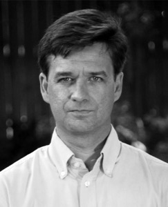 Dr Paul Yowell